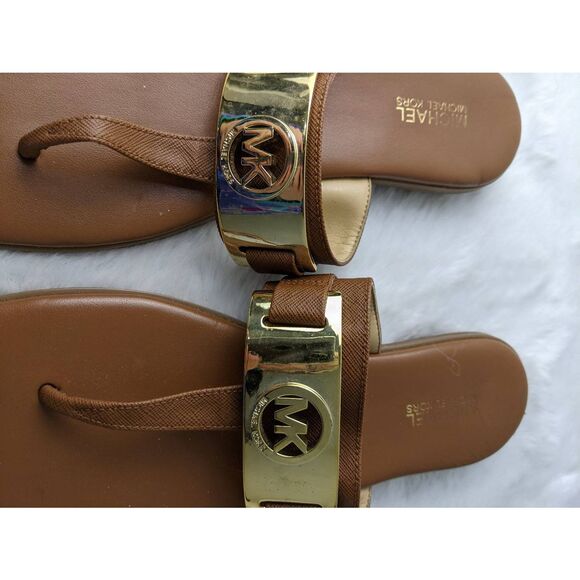 Michael Kors Colleen Acorn Leather Thong Sandals Size 6.5M - Picture 7 of 7